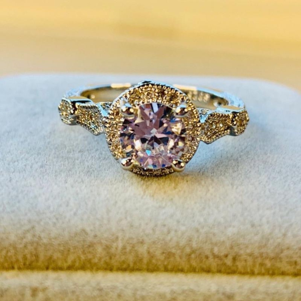 Vintage Style Round Halo Ring
